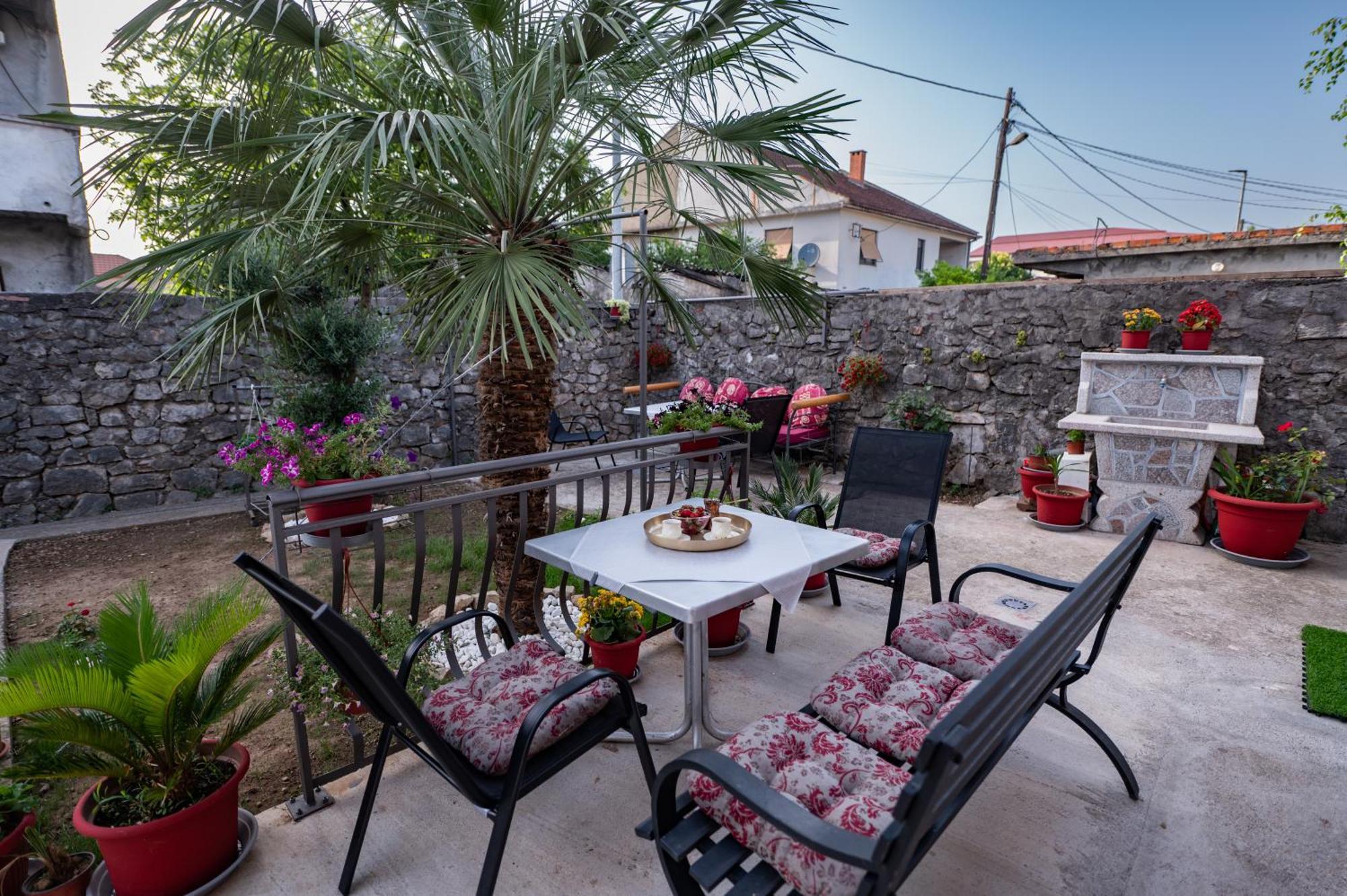 Apartmani Kaan Podgorica Extérieur photo